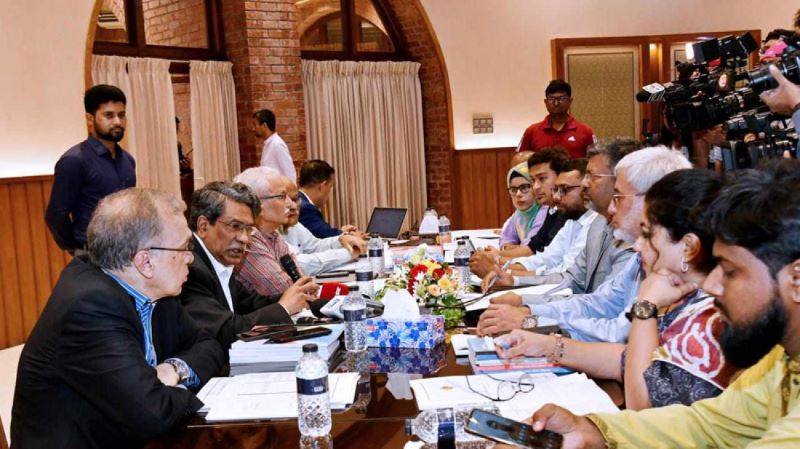 রাষ্ট্র বিনির্মাণে প্রাতিষ্ঠানিক দুর্বলতার কারণে ফ্যাসিবাদী শাসন হয়েছিল: আলী রীয়াজ